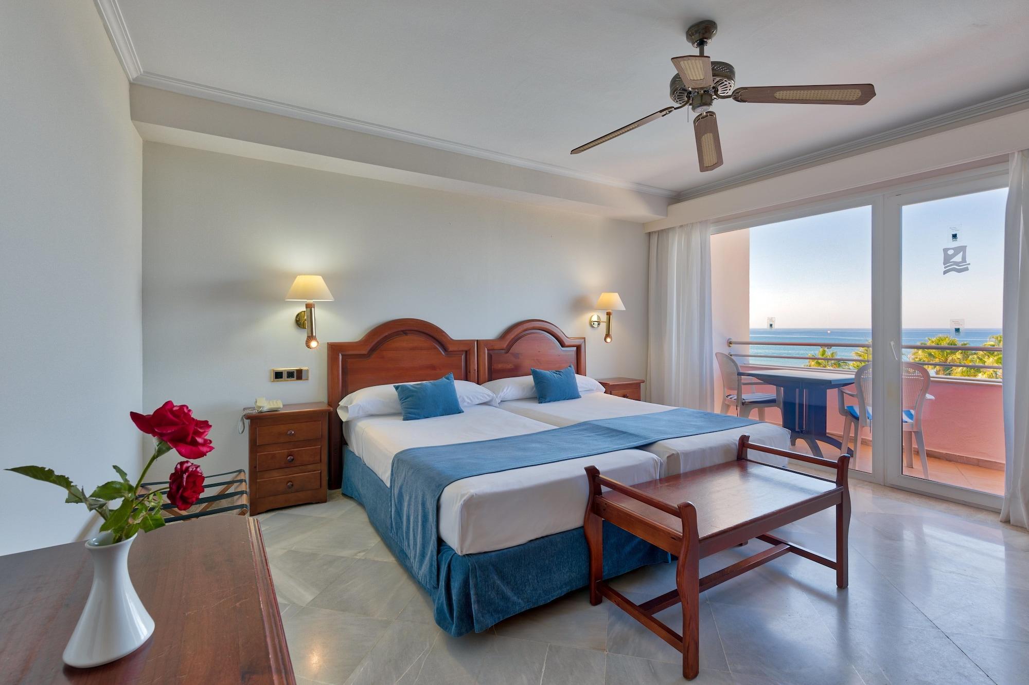 Marbella Playa Hotel Bagian luar foto