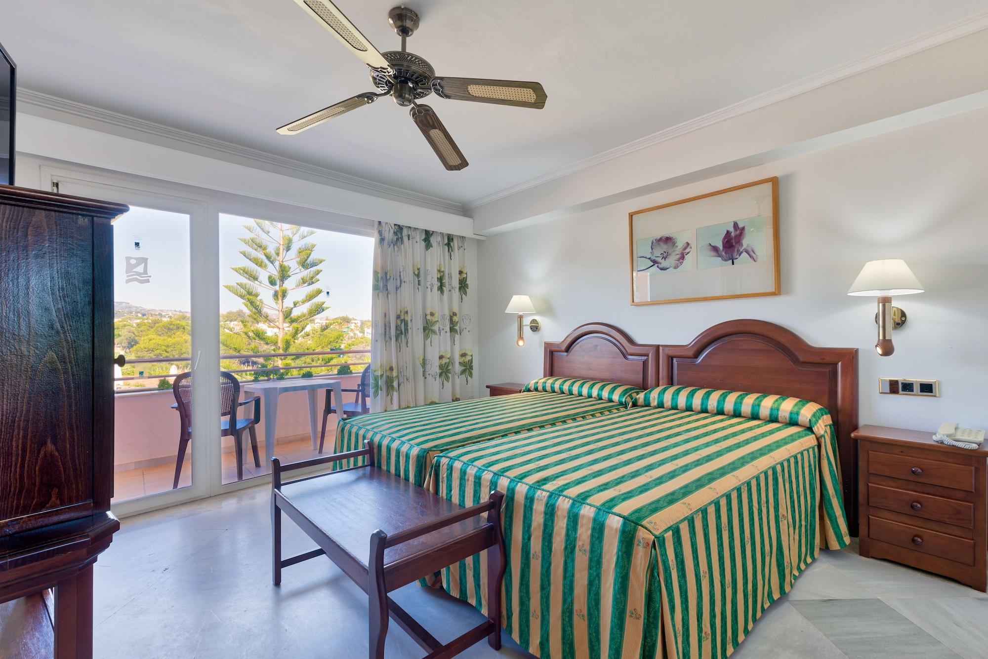 Marbella Playa Hotel Bagian luar foto